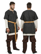 HELM D. Graue Tunika aus Wolle – mittelalterliche Wikinger-Tunika aus Wolle mit kurzen Ärmeln