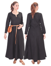 Wilma Wolle Schwarz – Mittelalterliches Wikingerkleid für Damen aus Wolle