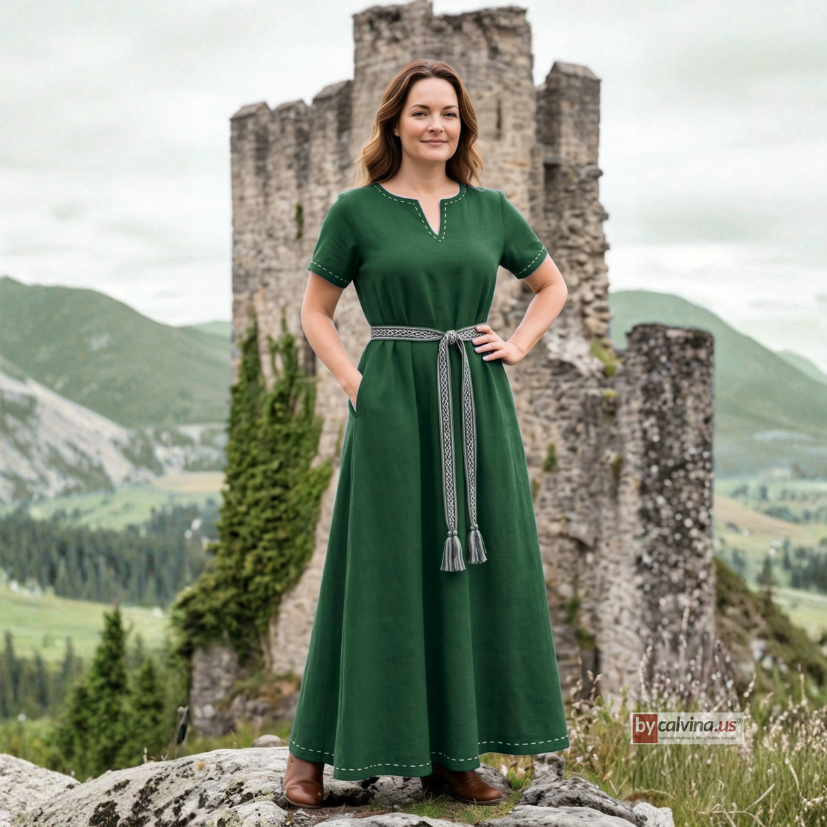 ELVA — Green Cotton Canvas Short Sleeve Viking Underdress with Hidden Pockets